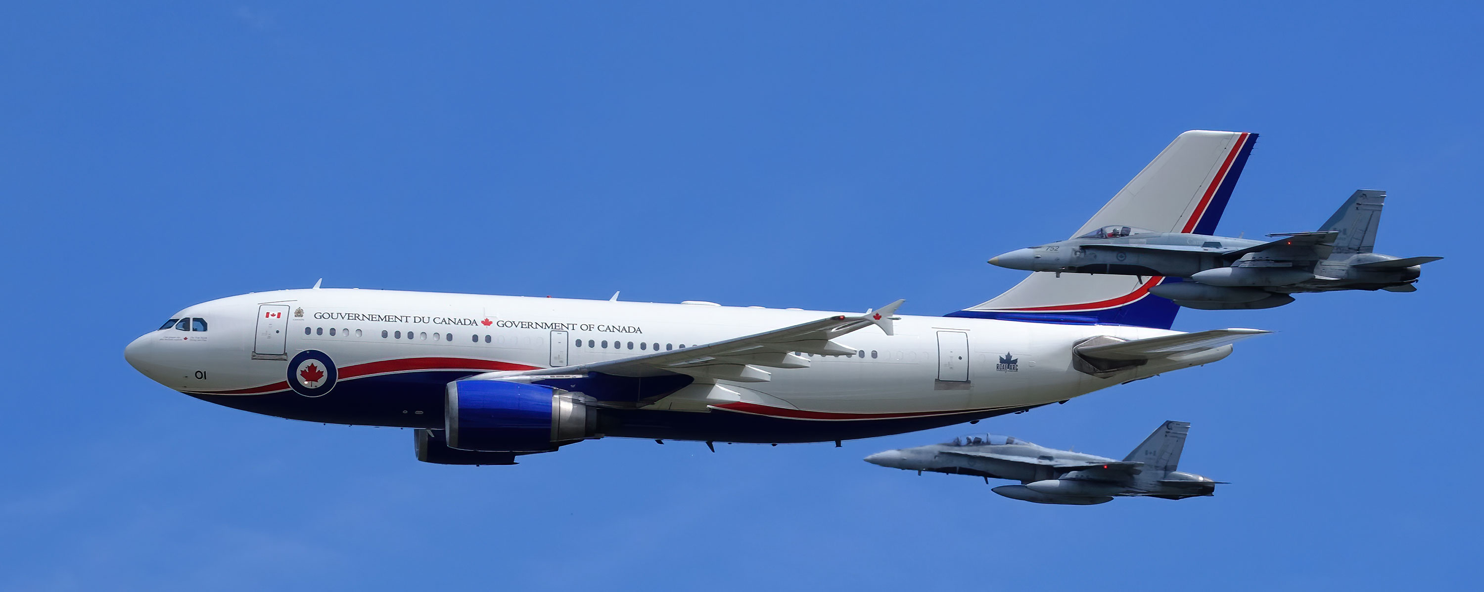 CC-150 Polaris CF-18 Hornet